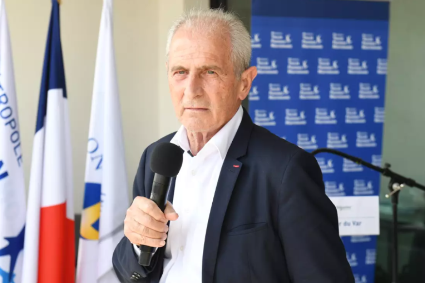 Le maire de Toulon Hubert Falco ne fera pas partie du nouveau gouvernement